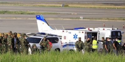 Explosões de bombas matam três pessoas em aeroporto da Colômbia