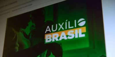 Auxílio Brasil: beneficiários com NIS final 4 recebem nesta quarta 