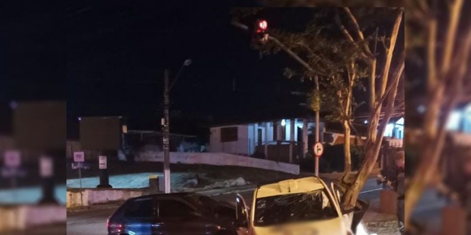 Acidente de trânsito mobiliza Brigada Militar na madrugada em Camaquã