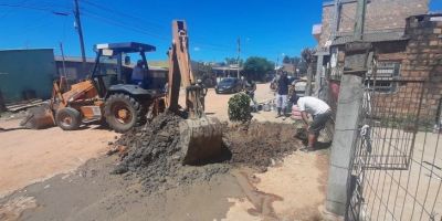 Bairro Getúlio Vargas recebe manutenção de drenagem e trabalho de podas nesta terça