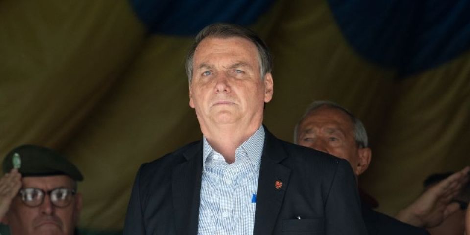 Bolsonaro é internado na madrugada em hospital de São Paulo