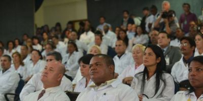 Ministério da Saúde prorroga Programa Mais Médicos por um ano