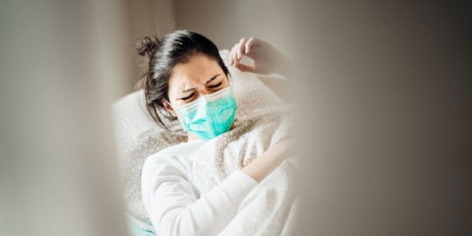 Covid-19: infecções no mundo aumentaram 70% na semana passada, diz OMS