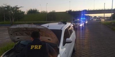 Carro roubado em outubro é recuperado com placas clonadas na BR-116