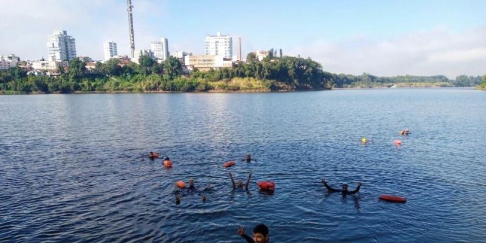 Projeto Nadando Pelos Cartões Postais fará nadada no Rio Taquari 