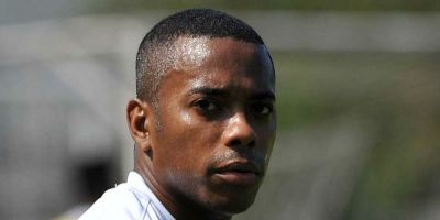 Robinho é condenado a nove anos por estupro mas pode não ser preso