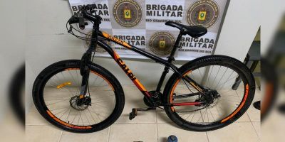 Homem é preso após furtar bicicleta de estabelecimento no centro de Camaquã