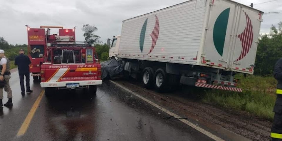 Três pessoas morrem em grave acidente na ERS-401 em Charqueadas 