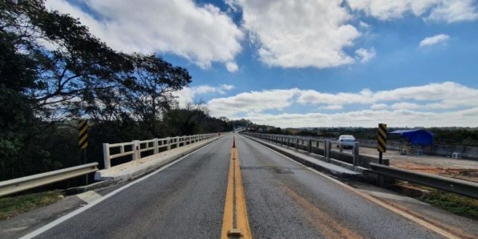 Ecosul alerta para segundo dia de bloqueio de pista na ponte de Cristal
