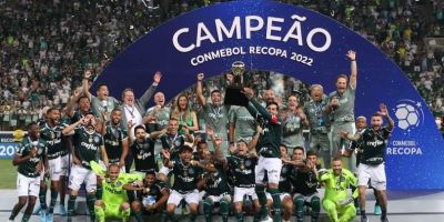 Palmeiras supera Athletico-PR e conquista a Recopa Sul-Americana