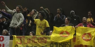 Estado vai atrasar em duas semanas pagamento de férias dos servidores