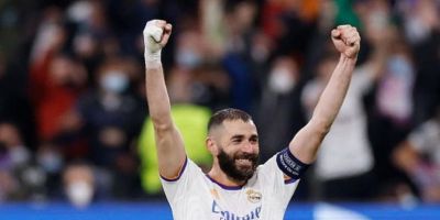 Benzema marca hat-trick em 17 minutos e Real Madrid elimina PSG da Liga dos Campeões