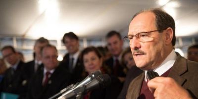 Sartori deve parcelar salários dos servidores acima de R$ 2 mil no mês de julho