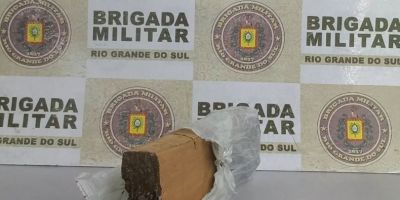 Brigada Militar prende mulher por tráfico de drogas em São Lourenço do Sul