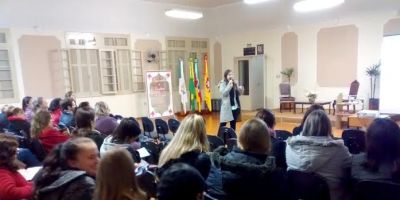 Secretaria de Educação de Camaquã realiza Ciclo de Estudos dos Professores do Ensino Fundamental