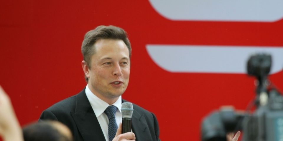 Elon Musk oferece US$ 43 bilhões em dinheiro para comprar o Twitter