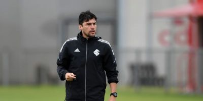 CAIU: Alexander Medina não é mais técnico do Inter