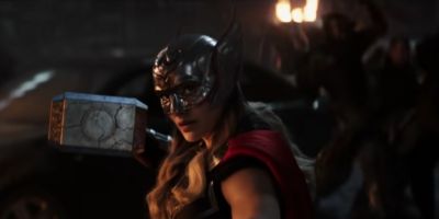 Teaser de "Thor: Amor e Trovão" mostra Natalie Portman com Mjolnir