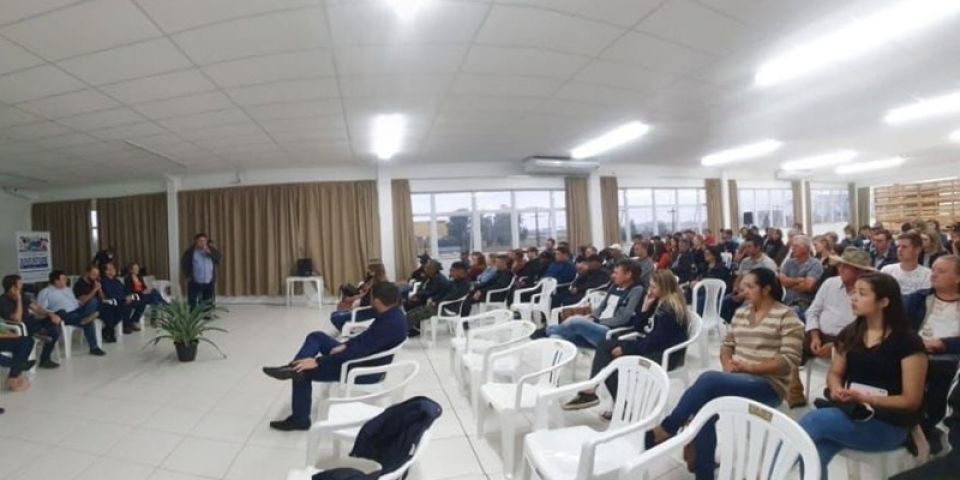 Jovens de Camaquã e região iniciam curso de empreendedorismo rural