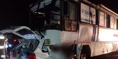 Homem morre em colisão entre carro e ônibus na ERS-332 no Norte do RS