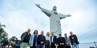 Governador visita o monumento do Cristo Protetor, em Encantado