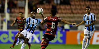 Grêmio leva gol nos acréscimos e fica no empate com o Ituano na Série B