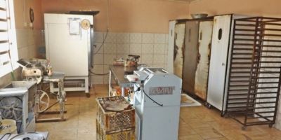 Vende-se uma padaria completa em Camaquã/RS