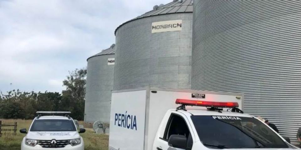 Corpo é retirado de dentro de silo na Região Metropolitana