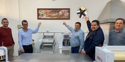 Camaquã reinaugura padaria comunitária do Centro de Geração de Renda 