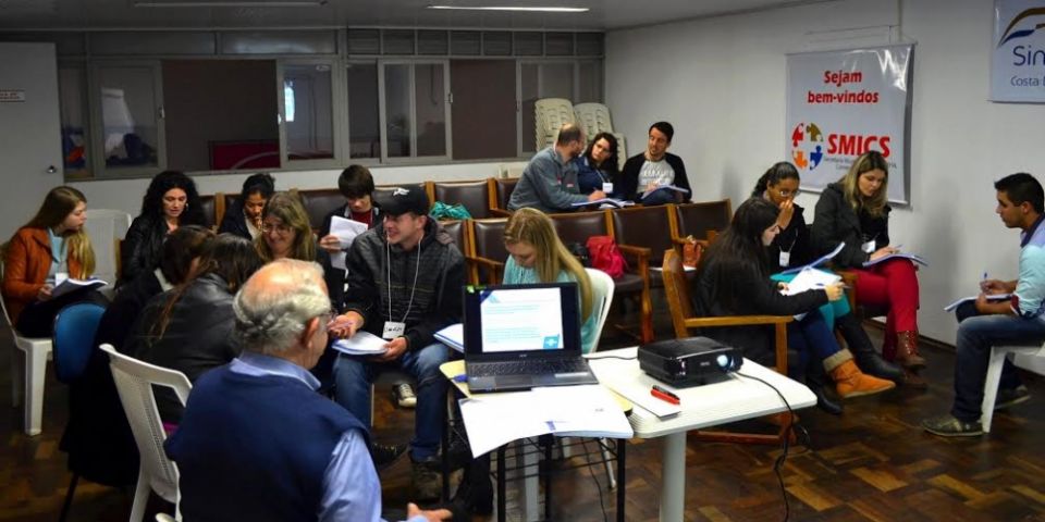 Empresários camaquenses participam de curso de Gestão Visual de Loja