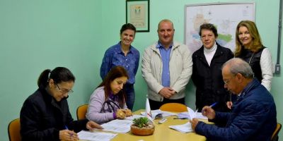 Prefeitura de Camaquã assina convênio com a Apaca para administração do Canil Municipal