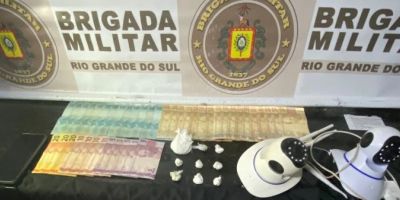 Para fugir de flagrante, homem tenta queimar droga, mas acaba preso em Dom Feliciano