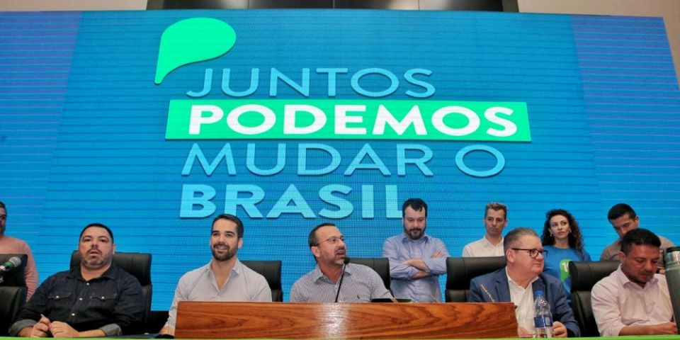 Em convenção, Podemos anuncia apoio à pré-candidatura de Eduardo Leite ao governo do RS