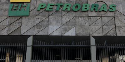 Petrobras aprova nova diretriz de formação de preços dos combustíveis