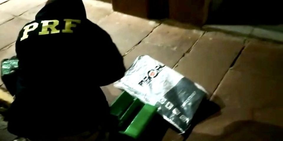 Quase 50kg de maconha são apreendidas pela PRF em Alegrete