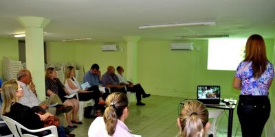 Secretaria de Indústria, Comércio e Serviços de Camaquã realiza workshop para secretários municipais
