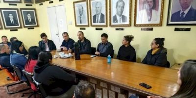 Realizada reunião para tratar do transporte coletivo no bairro São Carlos em Camaquã