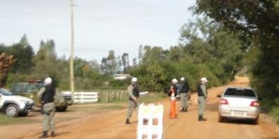 Brigada Militar efetua operação de barreiras no interior de São Lourenço do Sul