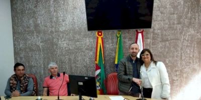 Eva Rosi Bueno assume a Presidência da Câmara de Vereadores de Camaquã