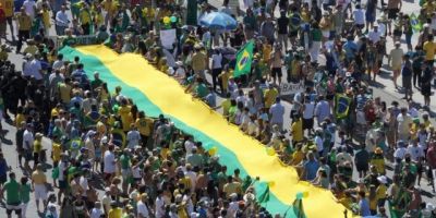 Manifestações de agosto superam as de abril, mas são menores do que as de março