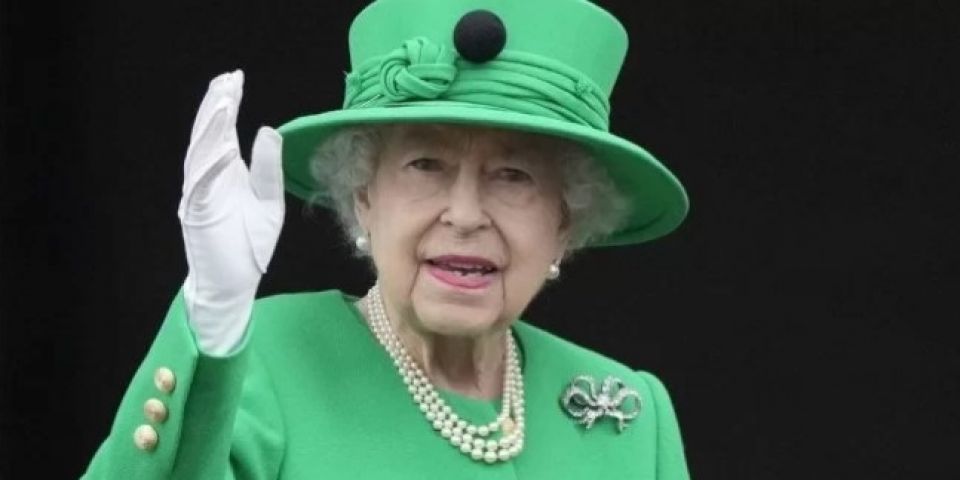 Bolsonaro decreta luto oficial por morte de rainha Elizabeth II