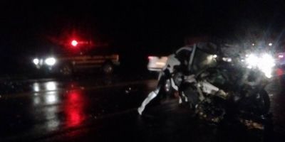 Acidente deixa vítima fatal e congestiona a BR-116 em Barra do Ribeiro no início da noite desta terça