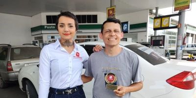 Tio George homenageia e premia motorista com + corridas em agosto