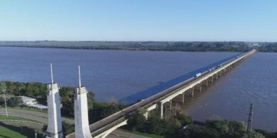 Especialista em estrutura prepara relatório para que seja decretada emergência na ponte internacional Brasil/Argentina na BR-290