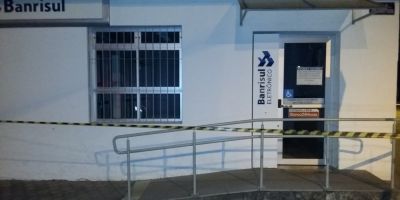 Terminal de autoatendimento do Banrisul é arrombado em Arambaré