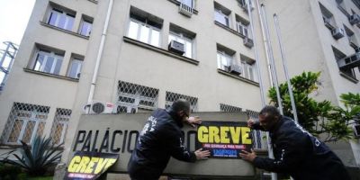 Indignados com depósito de R$ 600, servidores estaduais vão endurecer paralisação