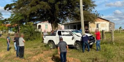 Motorista morre após bater caminhonete contra poste em Camaquã