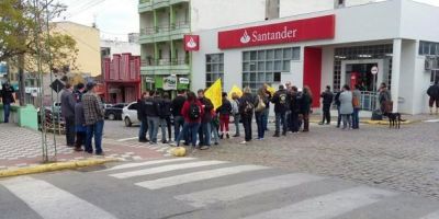 Servidores estaduais protestam em Canguçu