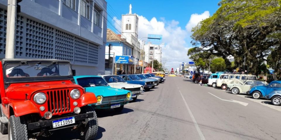 3º Encontro de Carros Antigos acontece neste domingo em Tapes