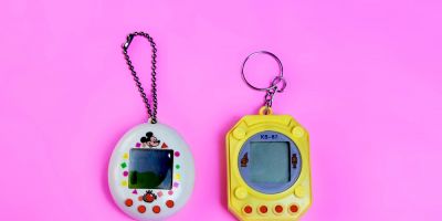 Volta dos “Tamagotchi” substitui smartphones nas mãos de crianças